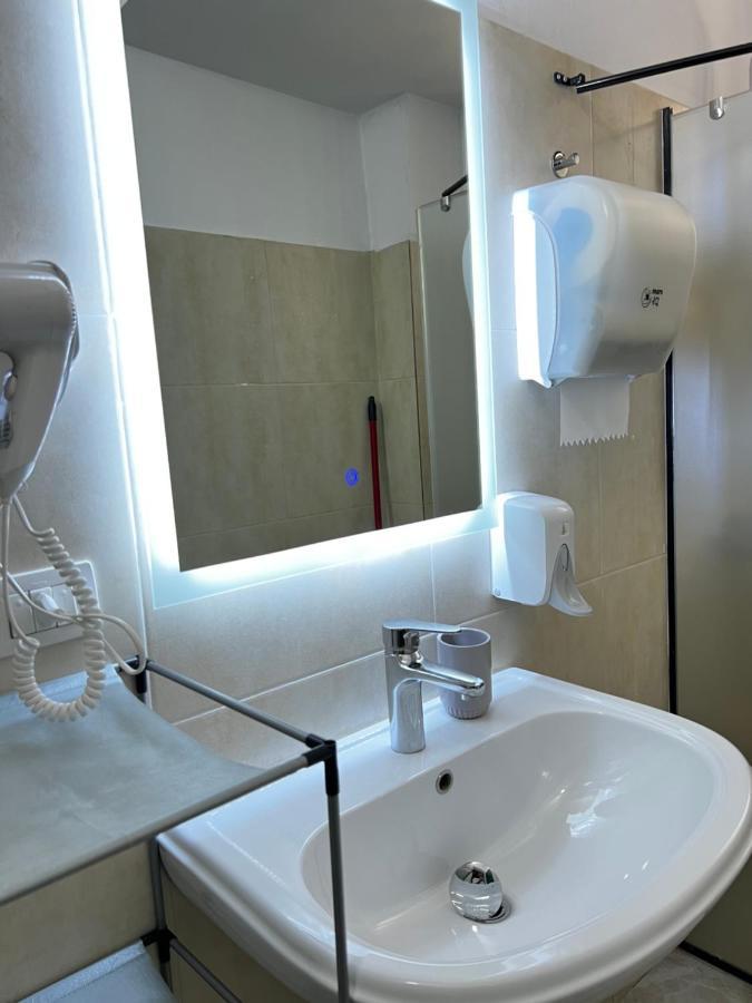 Bejart Apartment 1 地拉那 外观 照片